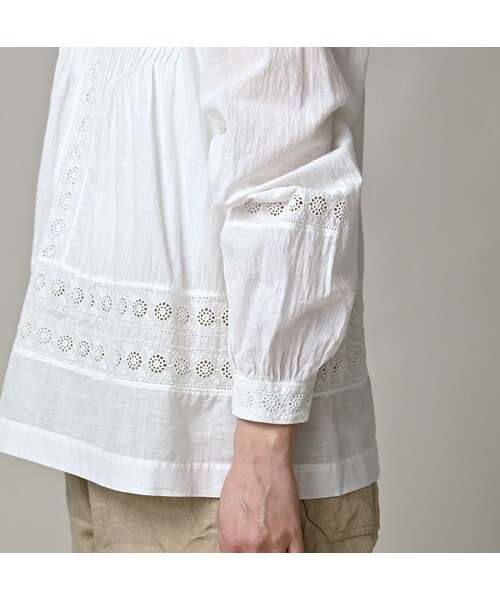 45R（フォーティファイブアール）の「インドカディのカットワークdeTシャツ（その他・レディース・02-白・00-フリー）」の9枚目の写真