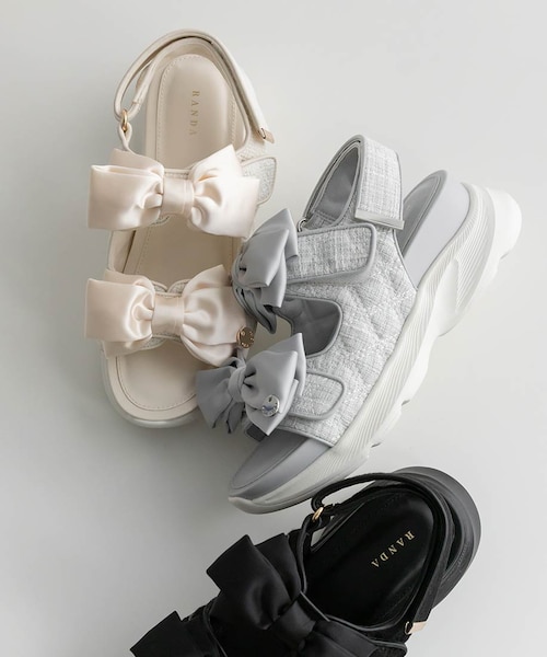 RANDA（ランダ）の「サテンリボンスポーツサンダル（その他・レディース・その他）」の4枚目の写真