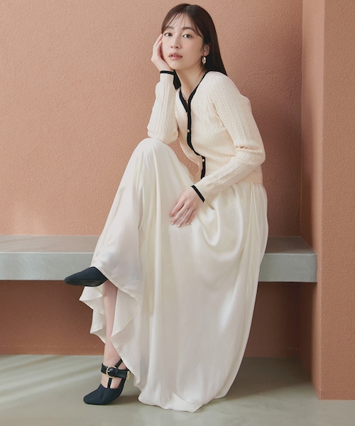 natural couture 配色ニットドッキングワンピース　新品タグ付き natural couture（ナチュラルクチュール）の「ニットドッキングサテン