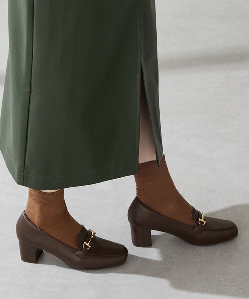 ORiental TRaffic（オリエンタルトラフィック）の「【跳べるパンプス】ビットヒールローファー/跳べるパンプスシリーズ累計150万足突破/R-3214（その他・レディース・ベージュ/ブラック/ブルー/キャメル/ブラウン・33/21.5cm/34/22.0cm/35/225.cm/36/23.0cm/37/23.5cm/38/24.0cm/39/24.5cm/40/25.0cm/41/25.5cm/42/26.0cm/43/26.5cm）」の18枚目の写真