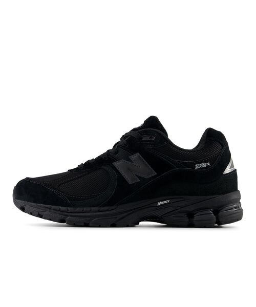 NEW BALANCE（ニューバランス）の「2002R（その他・レディース・BLACK(09)・22CM/22.5CM/23CM/23.5CM/24CM/24.5CM/25CM/25.5CM/26CM/26.5CM/27CM/27.5CM/28CM/28.5CM/29CM/30CM）」の2枚目の写真