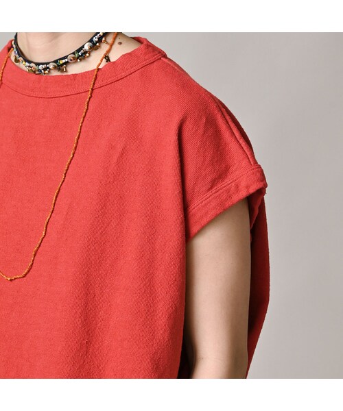 45R（フォーティファイブアール）の「ONEONE 宝物のMキャミ（トップス・レディース・52-アカ(フラミンゴ刺繍)/77-シロ×ネイビー/81-シガー(ハチ刺繍)・00-フリー）」の10枚目の写真