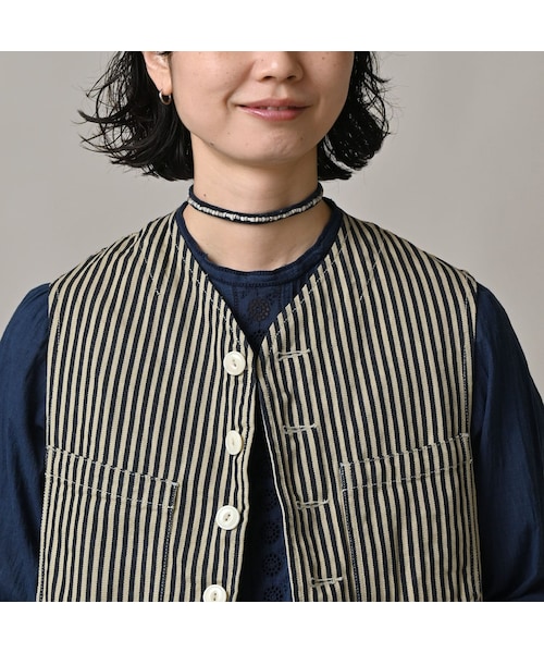 45R（フォーティファイブアール）の「いろいろヒッコリーの908ベスト（ジャケット/アウター・レディース・76-ヘリンボンヒッコリー 濃/77-デニムピンヒッコリー 濃/78-サテンヒッコリー 濃・01-XS/02-S/03-M/04-L）」の14枚目の写真