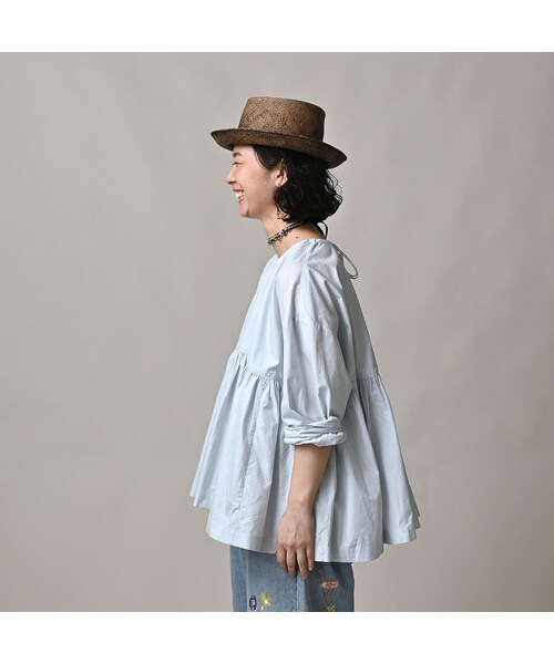 45R（フォーティファイブアール）の「ONEONE 宝物のギャザーブラウス（その他・レディース・12-ざっくりカディ ベージュ/42-スーピマオックス うすピンクシャンブレー/60-カーキ/61-うすカーキ/70-インドカディ インディゴ/72-180番三子 サックスストライプ/73-180番三子 サックス細ストライプ/74-浅葱シャンブレー ブロード/78-スーピマオックス ブルーバスク/80-ブラウン/81-スーピマオックス 茶シャンブレー�@/82-スーピマオックス 茶シャンブレー�A/90-モンプチチノ・00-フリー）」の17枚目の写真