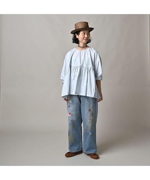 45R（フォーティファイブアール）の「ONEONE 宝物のギャザーブラウス（その他・レディース・12-ざっくりカディ ベージュ/42-スーピマオックス うすピンクシャンブレー/60-カーキ/61-うすカーキ/70-インドカディ インディゴ/72-180番三子 サックスストライプ/73-180番三子 サックス細ストライプ/74-浅葱シャンブレー ブロード/78-スーピマオックス ブルーバスク/80-ブラウン/81-スーピマオックス 茶シャンブレー�@/82-スーピマオックス 茶シャンブレー�A/90-モンプチチノ・00-フリー）」の15枚目の写真