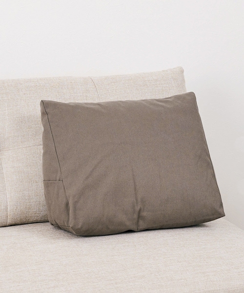 3coins（3coins）の「三角クッション（インテリア・その他/チャコールグレー・FREE）」の2枚目の写真