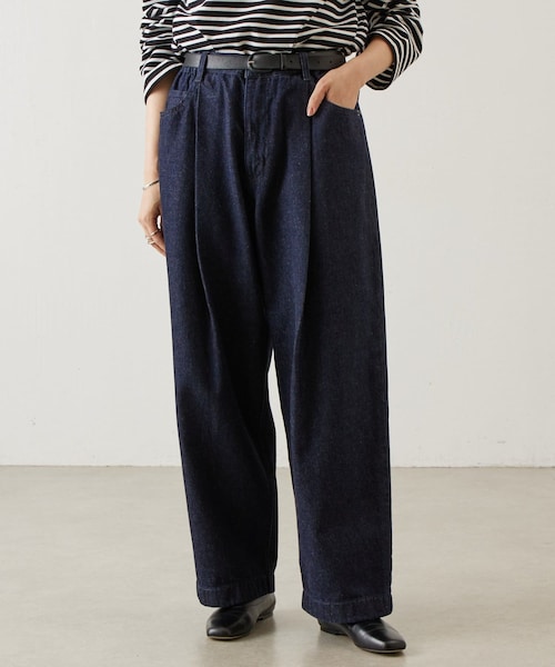 BEARDSLEY(ビアズリー)の「フルカワコラボ ルーズタックデニム(デニムパンツ・レディース・インディゴブルー/ホワイト・1/2)」の1枚目の写真