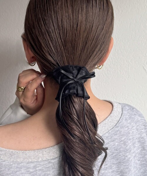 Lattice(Lattice)の「【keeco企画】【WEB限定】リボン付きシアーロールヘアカフ(その他ヘアアクセサリー・レディース・ブラック/アイボリー/ベージュ・FREE)」の1枚目の写真