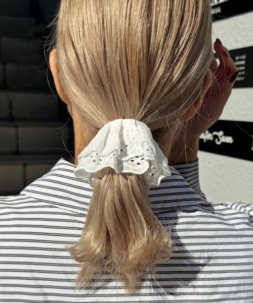 Lattice(Lattice)の「【kim企画】【WEB限定】コットンレースロールヘアカフ(その他ヘアアクセサリー・レディース・ブラック/ホワイト・FREE)」の2枚目の写真