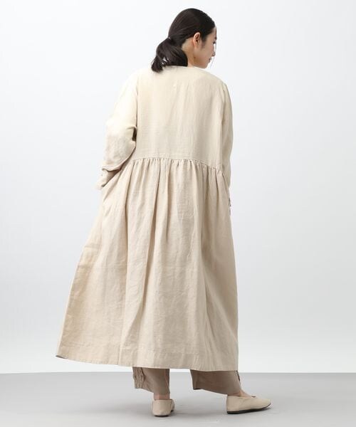 studio CLIP（スタディオクリップ）の「《先行予約/natural by clip》リネンツイルワンピースコート（ジャケット/アウター・チャコール18/ベージュ55・F）」の17枚目の写真