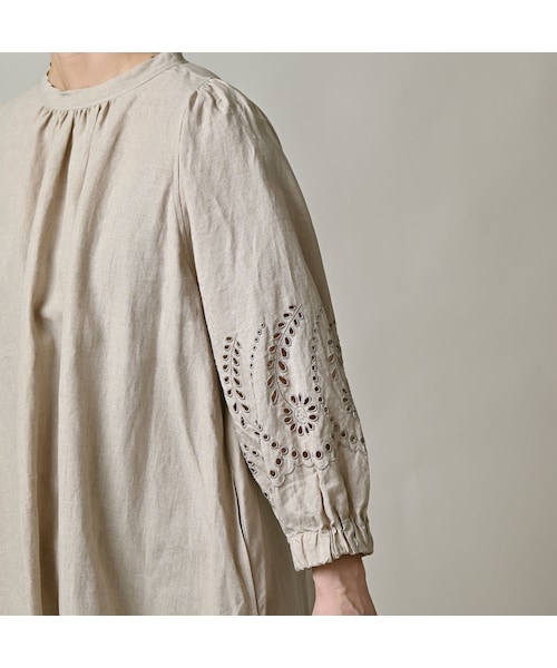 45R（フォーティファイブアール）の「60リネン刺繍のパフドレス（ワンピース/ドレス・レディース・01-ナチュラル・00-フリー）」の7枚目の写真