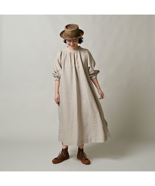 45R（フォーティファイブアール）の「60リネン刺繍のパフドレス（ワンピース/ドレス・レディース・01-ナチュラル・00-フリー）」の3枚目の写真