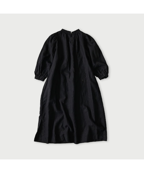 45R（フォーティファイブアール）の「60リネン刺繍のパフドレス（インディゴ）（ワンピース/ドレス・レディース・74-インディゴ・00-フリー）」の2枚目の写真