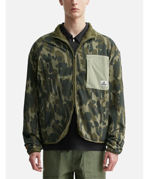 Malbon Golf（マルボンゴルフ）の「Tour Divot Camo Sherpa Jacket