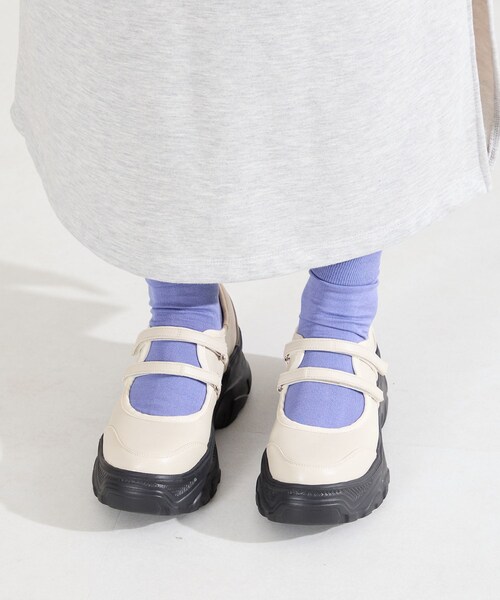 ORiental TRaffic（オリエンタルトラフィック）の「【WEB先行予約/2月中旬発売予定】スニーカーソールメリージェーンシューズ/61115（その他・レディース・ベージュ/ブラック/シルバー・S/M/L/LL）」の6枚目の写真