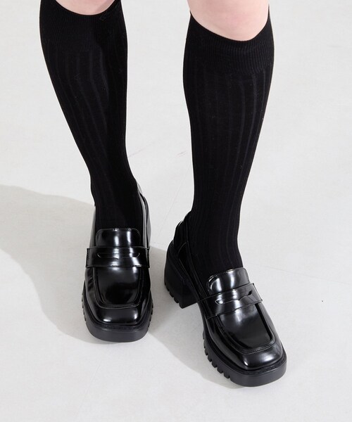 ORiental TRaffic（オリエンタルトラフィック）の「【WEB先行予約/2月中旬発売予定】厚底ヒールローファー/61106（その他・レディース・ブラック/ブラウン/シルバー・35/22.5cm/36/23.0cm/37/23.5cm/38/24.0cm/39/24.5cm/40/25.0cm）」の8枚目の写真