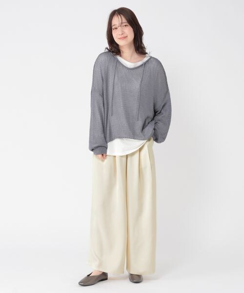 studio CLIP（スタディオクリップ）の「サテンイージーワイドパンツ（パンツ・アイボリー52/ベージュ55・F）」の7枚目の写真