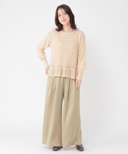 studio CLIP（スタディオクリップ）の「サテンイージーワイドパンツ（パンツ・アイボリー52/ベージュ55・F）」の11枚目の写真