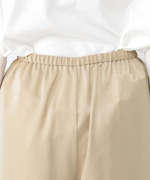 studio CLIP（スタディオクリップ）の「サテンイージーワイドパンツ（パンツ・アイボリー52/ベージュ55・F）」の19枚目の写真