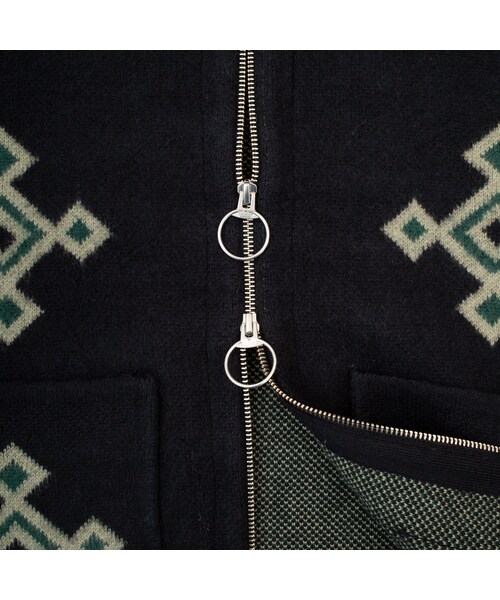 PENDLETON（ペンドルトン）の「JACQUARD MOTIF ZIP CARDIGAN - BLACK - THE GREAT DIVIDE（その他・メンズ・other・S/M/L/XL/XXL）」の4枚目の写真