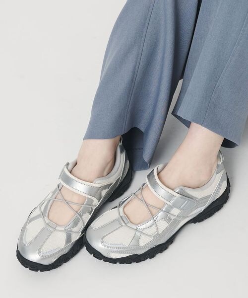 BEAUTY&YOUTH UNITED ARROWS(ビューティーアンドユースユナイテッドアローズ)の「<FILA>エシャッペ ECHAPPE VCv2/スニーカー(その他・BLACK(10)/SILVER(20)・23cm/23.5cm/24cm/24.5cm/25cm)」の6枚目の写真