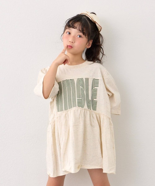 CIAOPANIC TYPY（チャオパニックティピー）の「【KIDS】《ジュニアサイズあり》厚盛ロゴ5分袖チュニックワンピ（ワンピース・キッズ・チャコールグレー/オフホワイト/グレー・130/110/150）」の2枚目の写真
