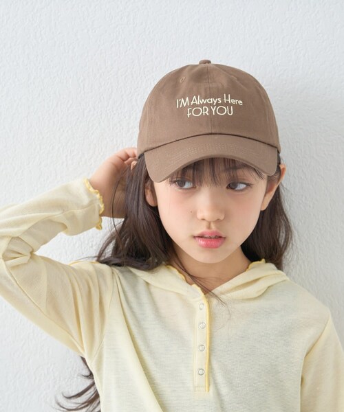 CIAOPANIC TYPY（チャオパニックティピー）の「【KIDS】《ユニセックス》日焼け対策ストライプスカーフ付きロゴ刺繍CAP（帽子・キッズ・ベージュ/ブラウン/チャコールグレー・ONE）」の3枚目の写真