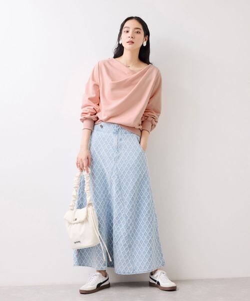 VIS（ビス）の「ドレープスウェットプルオーバー（その他・チャコール(06)(20)/ライトグレー(08)(22)/ピンク(63)(33)/ベージュ(27)(57)/ネイビー(40)(80)・F）」の10枚目の写真