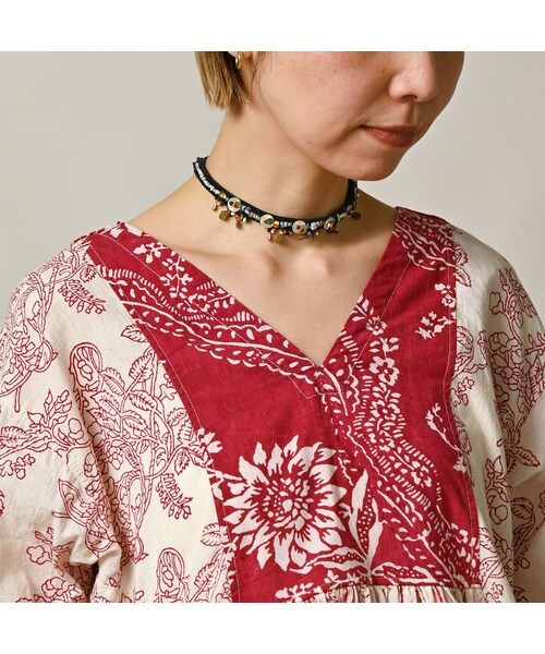 45R（フォーティファイブアール）の「インドカディブロックプリントのパッチワークブラウス（その他・レディース・53-アカ/75-ネイビー・00-フリー）」の9枚目の写真