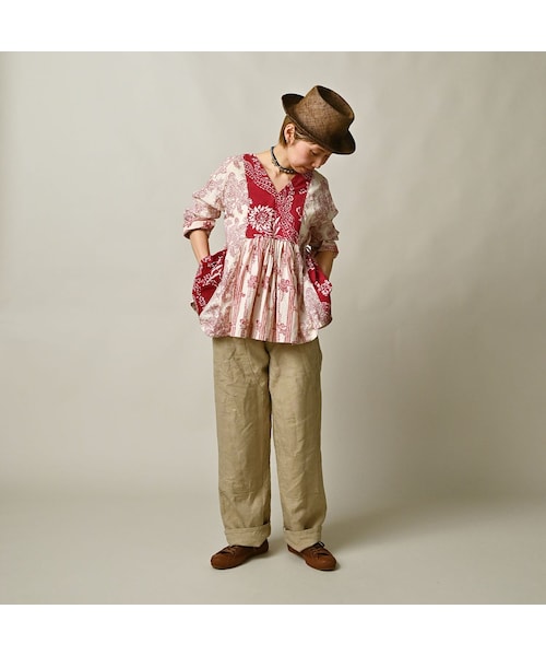 45R（フォーティファイブアール）の「インドカディブロックプリントのパッチワークブラウス（その他・レディース・53-アカ/75-ネイビー・00-フリー）」の4枚目の写真