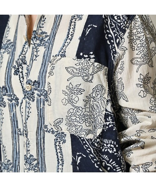 45R（フォーティファイブアール）の「インドカディブロックプリントの908パッチワークグランパプルシャツ（その他・レディース・53-アカ/75-ネイビー・02-S/03-M）」の11枚目の写真