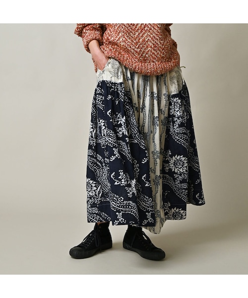 45R（フォーティファイブアール）の「インドカディブロックプリントのパッチワークスカート（スカート・レディース・53-アカ/75-ネイビー・00-フリー）」の5枚目の写真