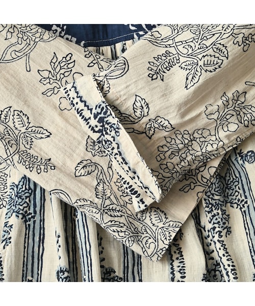 45R(フォーティファイブアール)の「インドカディブロックプリントのパッチワークドレス(ワンピース/ドレス・レディース・53-アカ/75-ネイビー・00-フリー)」の17枚目の写真