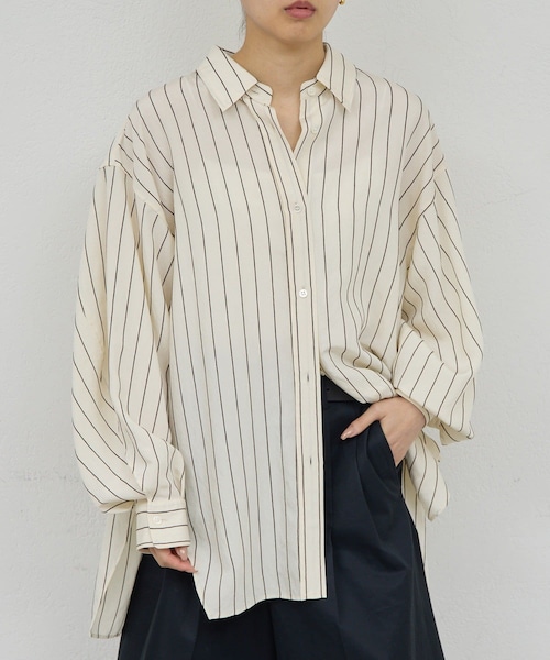 【HERITANOVUM】ストライプバックオープンシャツ