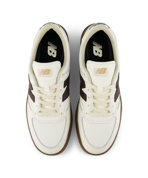 NEW BALANCE（ニューバランス）の「T500（その他・レディース・WHITE/BROWN(02)・23CM/23.5CM/24CM/24.5CM/25CM/25.5CM/26CM/26.5CM/27CM/27.5CM/28CM）」の5枚目の写真
