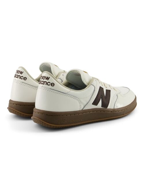 NEW BALANCE（ニューバランス）の「T500（その他・レディース・WHITE/BROWN(02)・23CM/23.5CM/24CM/24.5CM/25CM/25.5CM/26CM/26.5CM/27CM/27.5CM/28CM）」の7枚目の写真