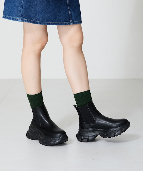 ORiental TRaffic（オリエンタルトラフィック）の「スニーカーソールサイドゴアブーツ/41432（その他・レディース・ブラック・S/M/L/LL）」の4枚目の写真