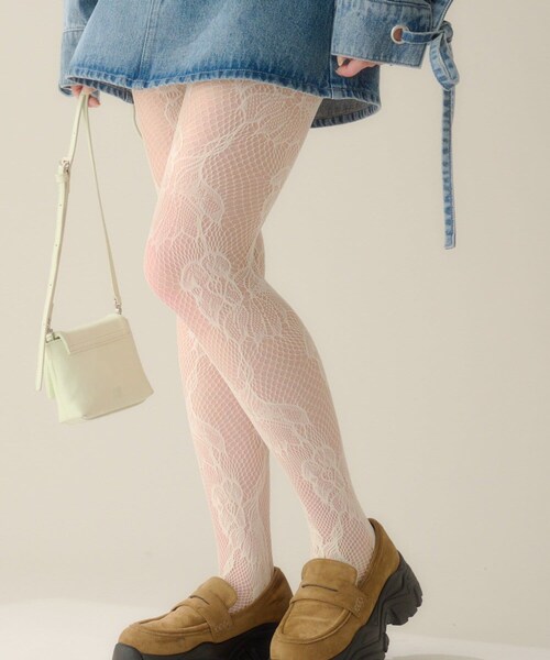 Kastane（カスタネ）の「フラワーレースタイツ（レギンス/スパッツ・レディース・ブラック/アイボリー・F）」の2枚目の写真