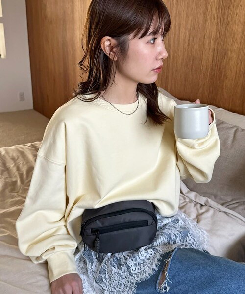 DISCOAT（ディスコート）の「【15％OFF!3/1(日)23：59まで】ナイロンミニウエストポーチ（ボディバッグ/ウエストポーチ・レディース・ブラウン/チャコールグレー/ブラック・FREE）」の3枚目の写真