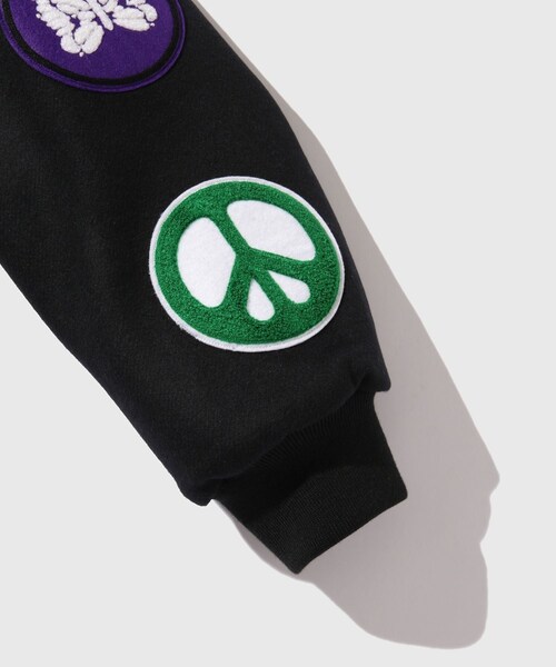 ADAM ET ROPE'（アダムエロペ）の「【NOMA RHYTHM TEXTILE/ノーマリズム テキスタイル】Noma x Needles Patch Varsity Jacket（スタジャン・メンズ・ブラック/ブラック系・2/3）」の9枚目の写真