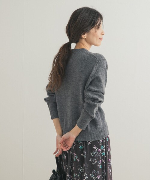 URBAN RESEARCH DOORS（アーバンリサーチドアーズ）の「ウールサテン釦コンパクトカーディガン（カーディガン/ボレロ・レディース・L/GRAY/YELLOW/TOP GRAY・M）」の15枚目の写真