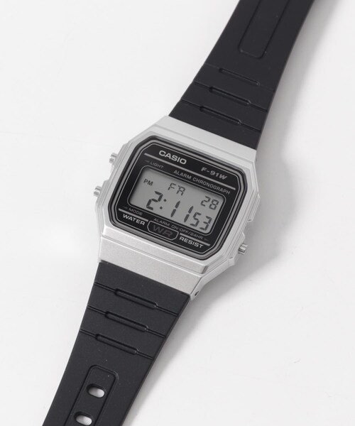 URBAN RESEARCH DOORS（アーバンリサーチドアーズ）の「CASIO　F-91WM（アナログ腕時計・メンズ・OLIVE/BLK/SILVER/BLK・Free）」の8枚目の写真