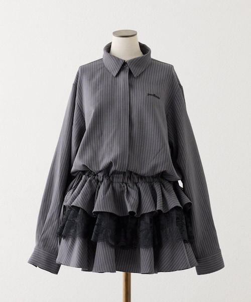 one after another NICE CLAUP(ワンアフターアナザーナイスクラップ)の「肩あきティアードシャツワンピ(トップス・レディース・ブルー系その他/グレー系その他/ホワイト系その他・FREE)」の3枚目の写真