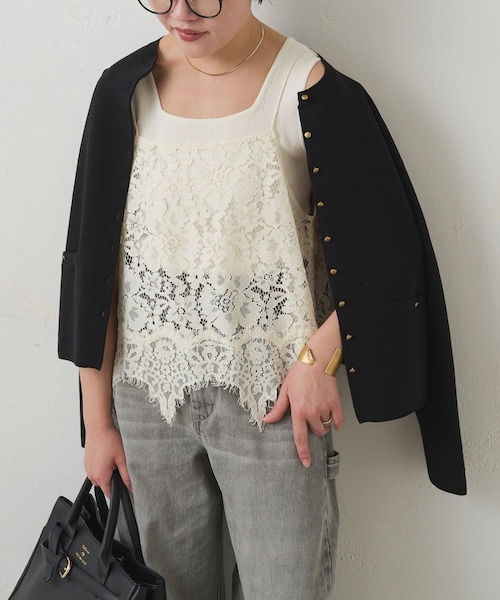 PUAL CE CIN（ピュアルセシン）の「フラワーモチーフレースキャミ（キャミソール・レディース・ブラック/アイボリー・FREE）」の2枚目の写真