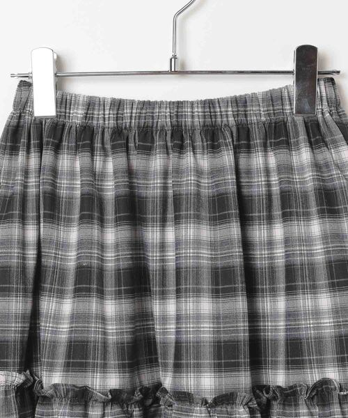 ALAND（エーランド）の「3.3 Field Trip／フリルティアードミディスカート（スカート・ホワイト×ブラックチェック(01)/グレー×ブラックチェック(02)・F）」の18枚目の写真