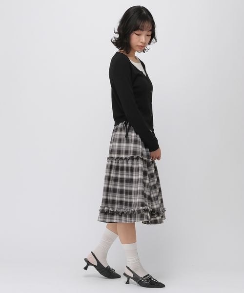 ALAND（エーランド）の「3.3 Field Trip／フリルティアードミディスカート（スカート・ホワイト×ブラックチェック(01)/グレー×ブラックチェック(02)・F）」の5枚目の写真