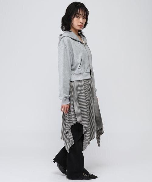 ALAND（エーランド）の「3.3 Field Trip／ボーダーアシメヘムミディスカート（スカート・グレー(15)/ブラック(19)・F）」の4枚目の写真