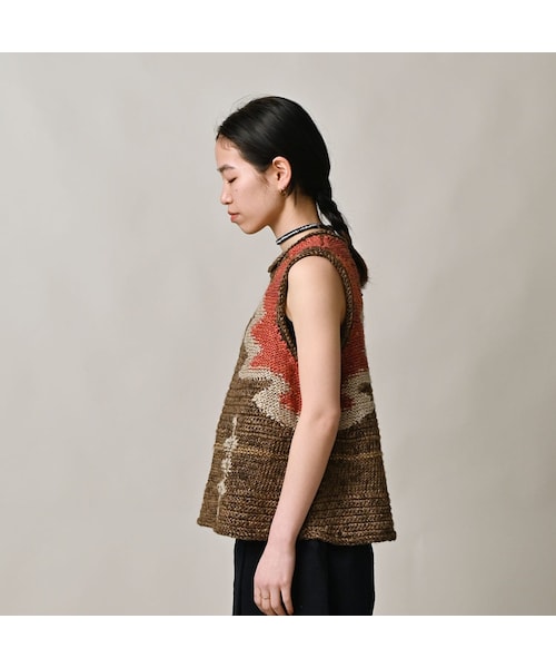 45R（フォーティファイブアール）の「ラグジャカードのキャミ（トップス・レディース・83-茶ベース・00-フリー）」の5枚目の写真