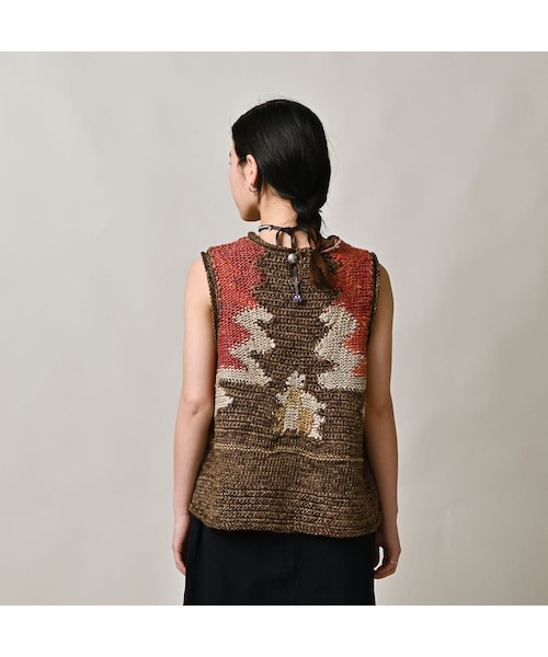 45R（フォーティファイブアール）の「ラグジャカードのキャミ（トップス・レディース・83-茶ベース・00-フリー）」の6枚目の写真