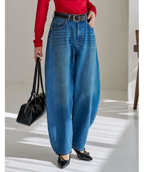 Re:EDIT（リエディ）の「バルーンワイドデニムパンツ - パンツ通販 | 人気レディースファッション - Re:EDIT（リエディ）（その他・レディース・ブラック/ネイビー/ブルー・SC/M/MT/L）」の4枚目の写真